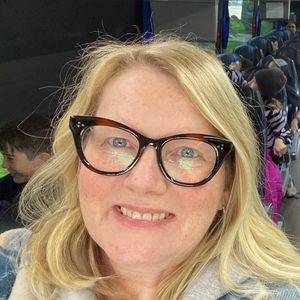 Meet your Posher, Posh